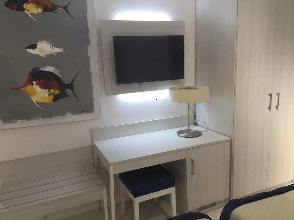 Hotiday Room Collection - Napoli Residenza Scarlatti Eksteriør bilde