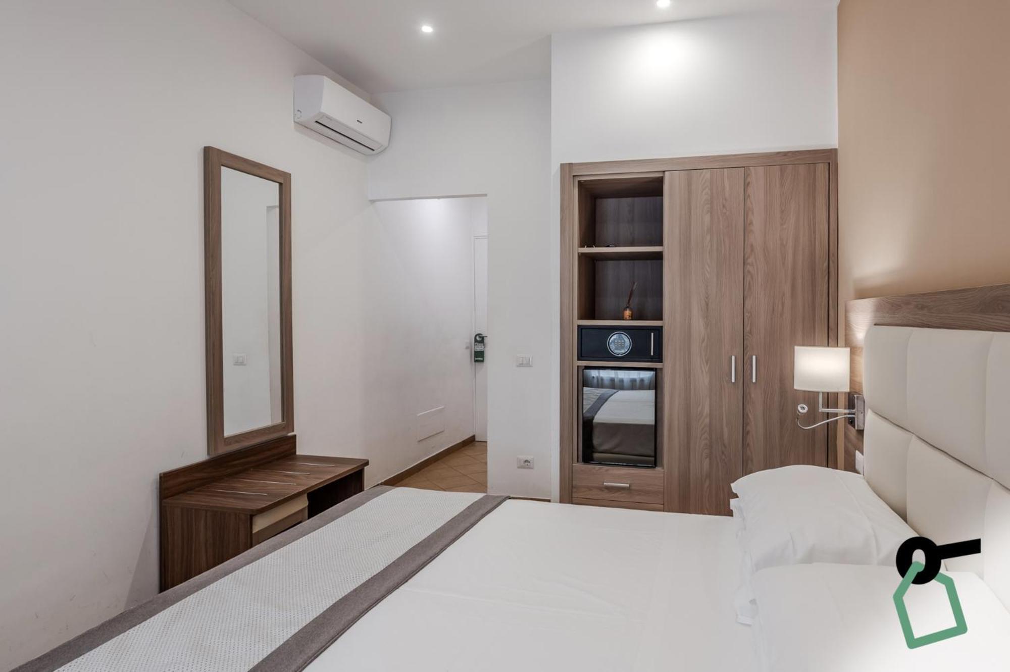 Hotiday Room Collection - Napoli Residenza Scarlatti Eksteriør bilde