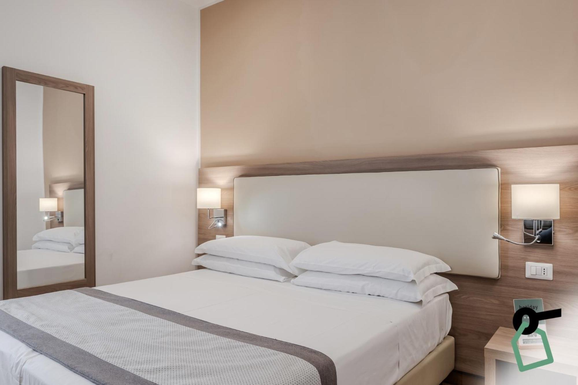 Hotiday Room Collection - Napoli Residenza Scarlatti Eksteriør bilde